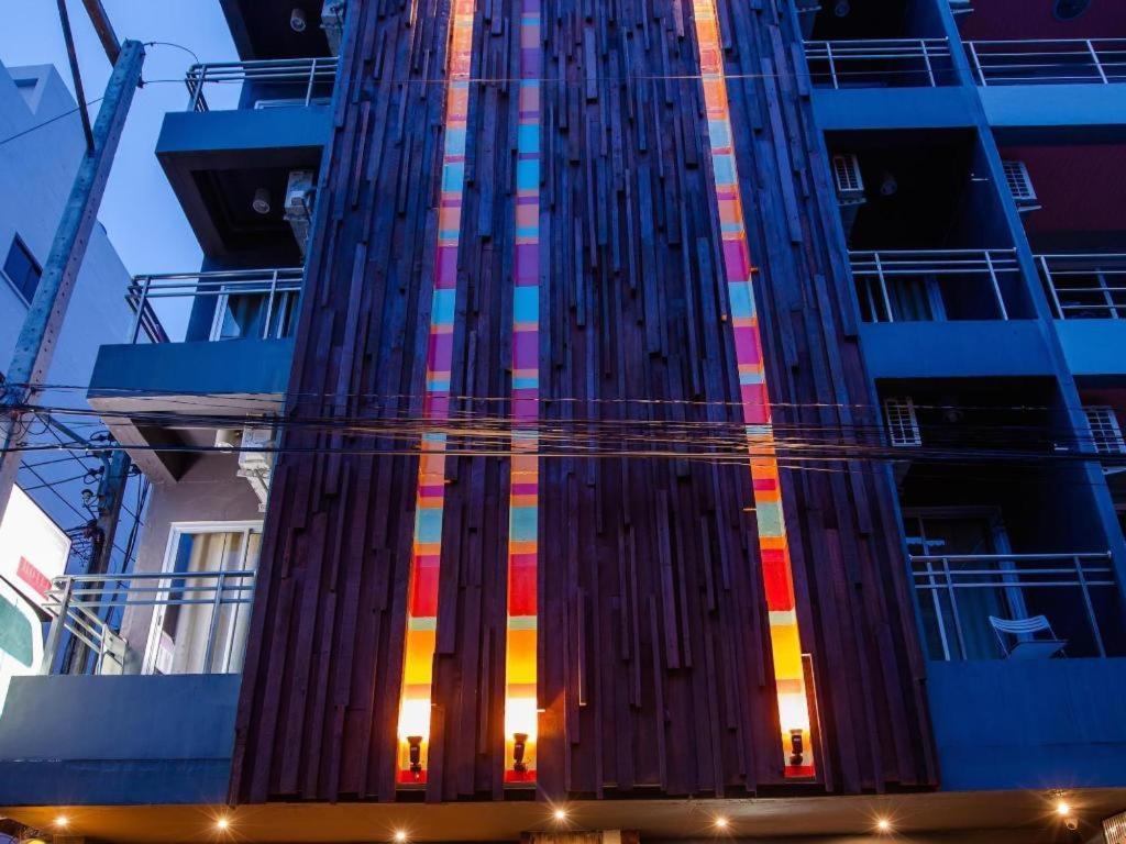 Oyo 292 The Oddy Hip Hotel Patong Exteriér fotografie