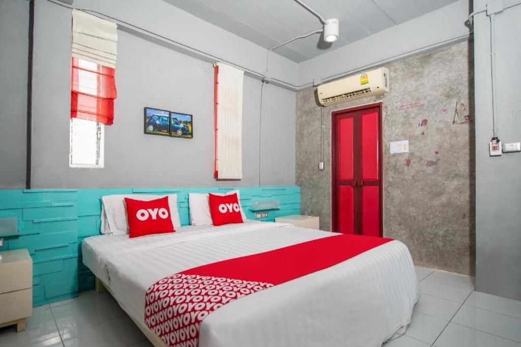 Oyo 292 The Oddy Hip Hotel Patong Exteriér fotografie