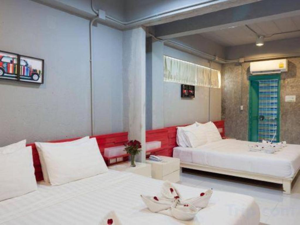 Oyo 292 The Oddy Hip Hotel Patong Exteriér fotografie