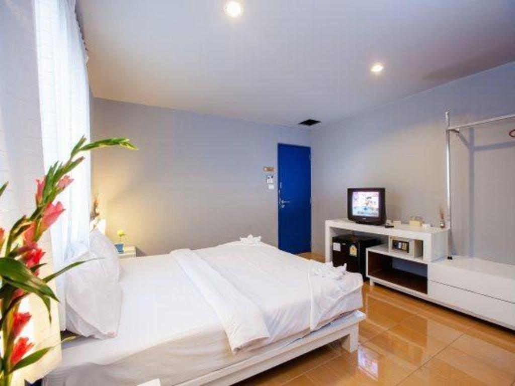 Oyo 292 The Oddy Hip Hotel Patong Exteriér fotografie