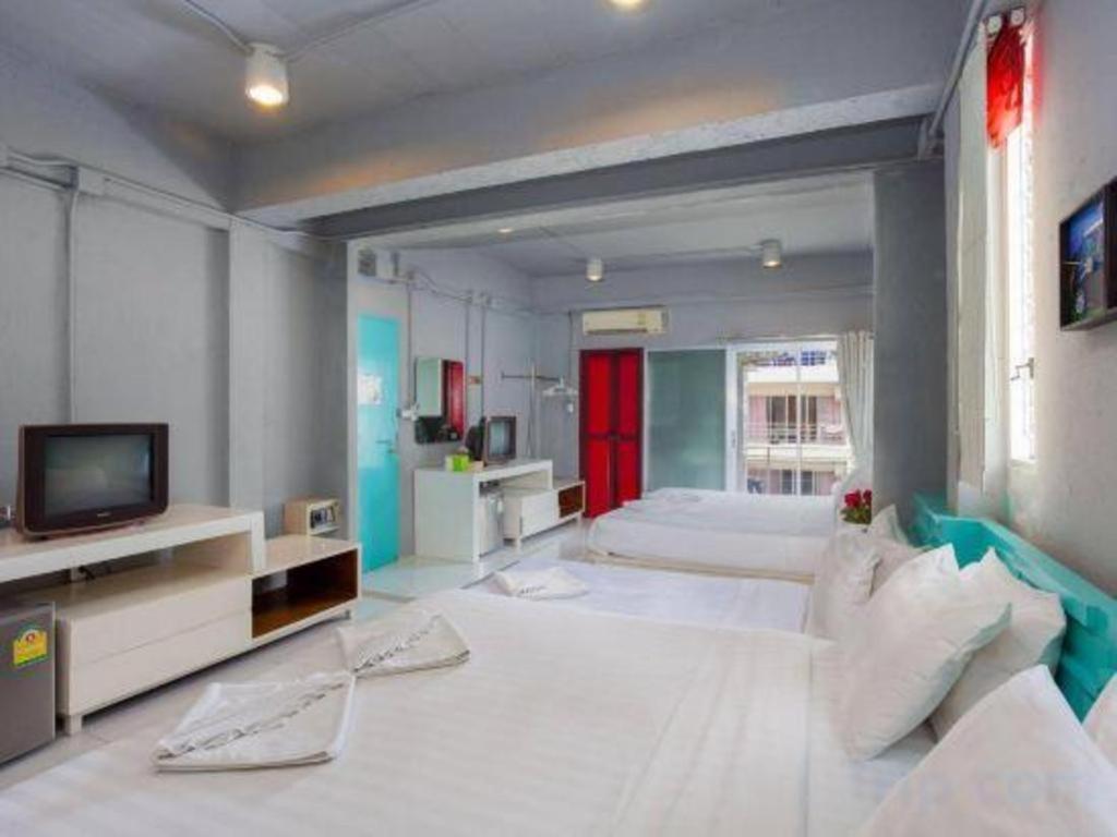 Oyo 292 The Oddy Hip Hotel Patong Exteriér fotografie