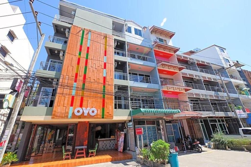 Oyo 292 The Oddy Hip Hotel Patong Exteriér fotografie