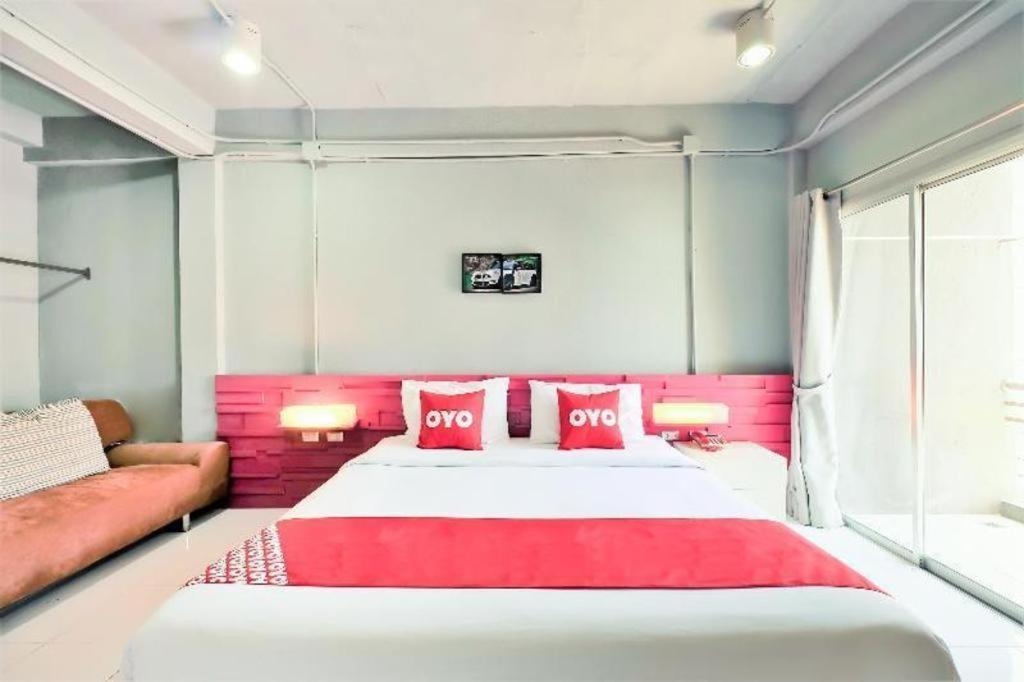 Oyo 292 The Oddy Hip Hotel Patong Exteriér fotografie