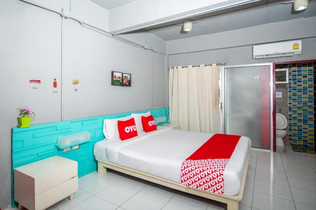 Oyo 292 The Oddy Hip Hotel Patong Exteriér fotografie